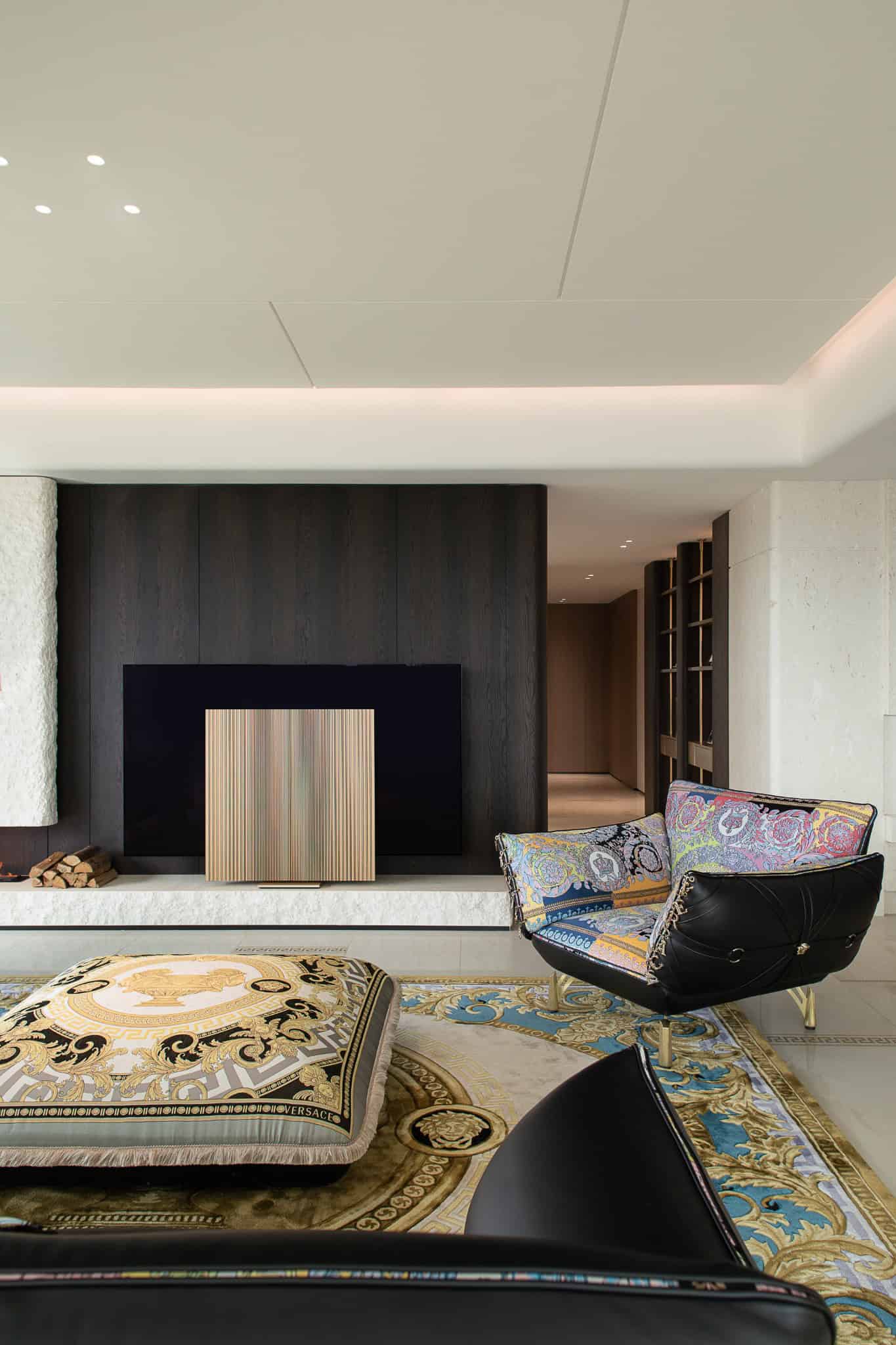 Azure Heights TV wall and armchair by BDSD Boundless Design, Shenzhen, China