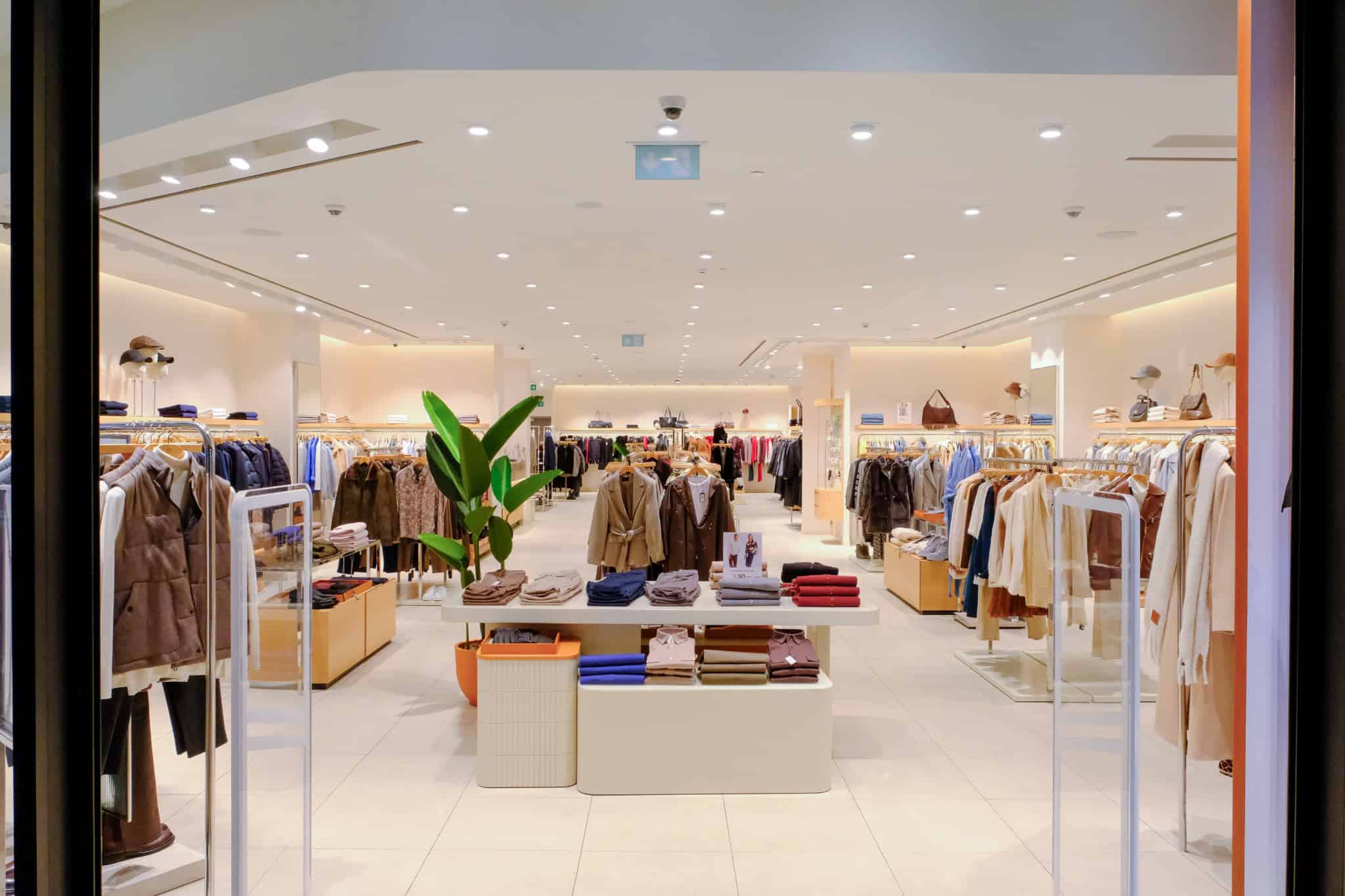 NetWork Stores Interior Overview by Boytorun Architects NetWork Stores interior overview by Boytorun Architects in Turkey