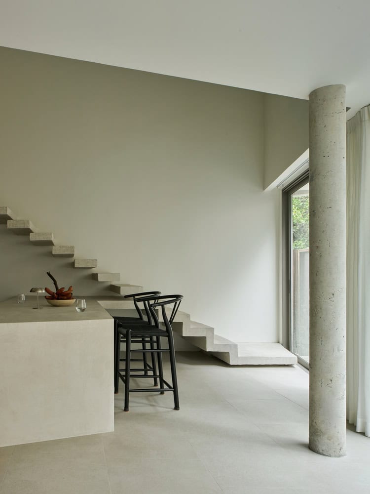 Casa T Kitchen Floating Stair by SSAA Casa T by SSAA, minimalist kitchen with floating stair in Bangkok, Thailand