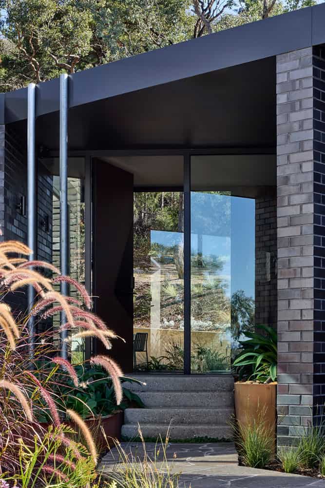 Korinda House Entry Vestibule Glazing by Bent Architecture Korinda House by Bent Architecture — entry vestibule glazing, Plenty, Victoria