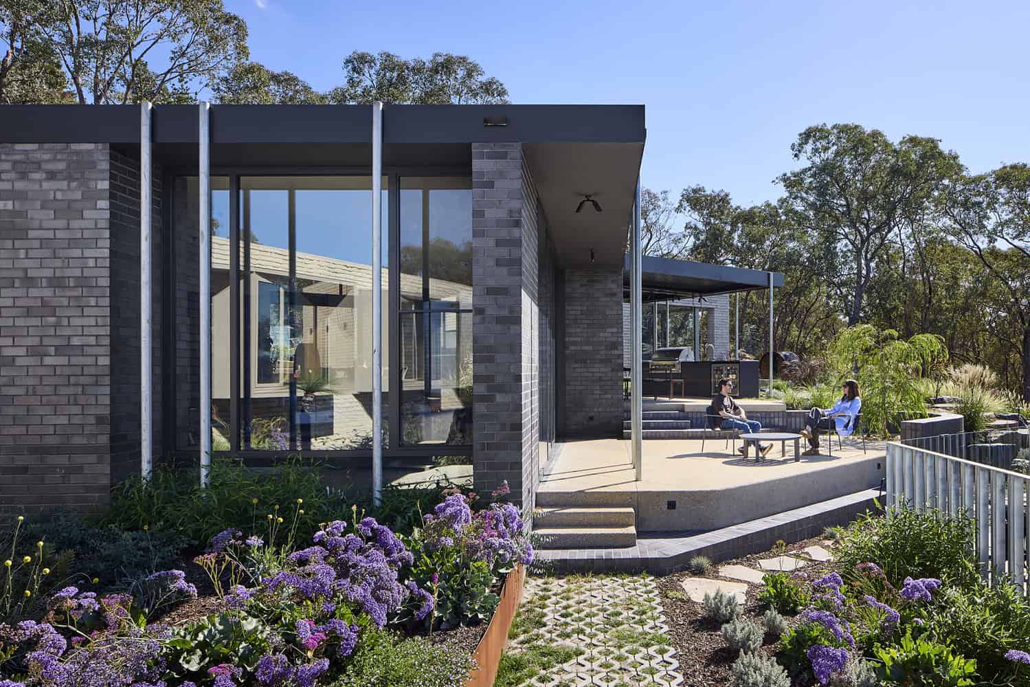 Korinda House Patio Terrace Lounge by Bent Architecture Korinda House by Bent Architecture — patio terrace lounge, Plenty, Victoria