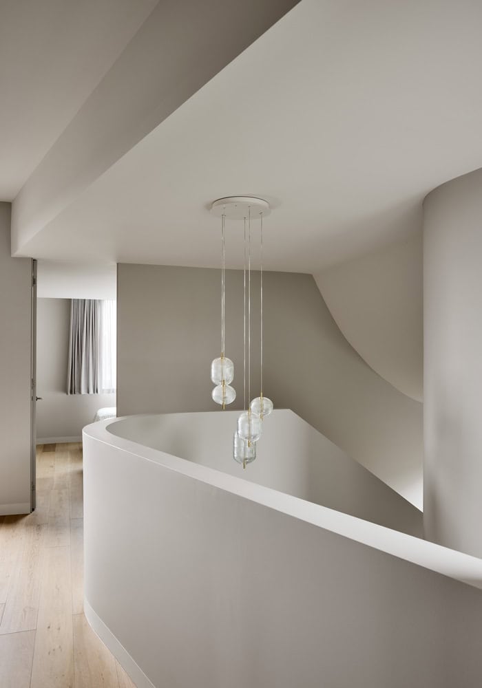 Ripple House Stairwell Pendant Light Feature by Atlas Architects Ripple House by Atlas Architects – stairwell pendant light feature, Glen Iris, Victoria