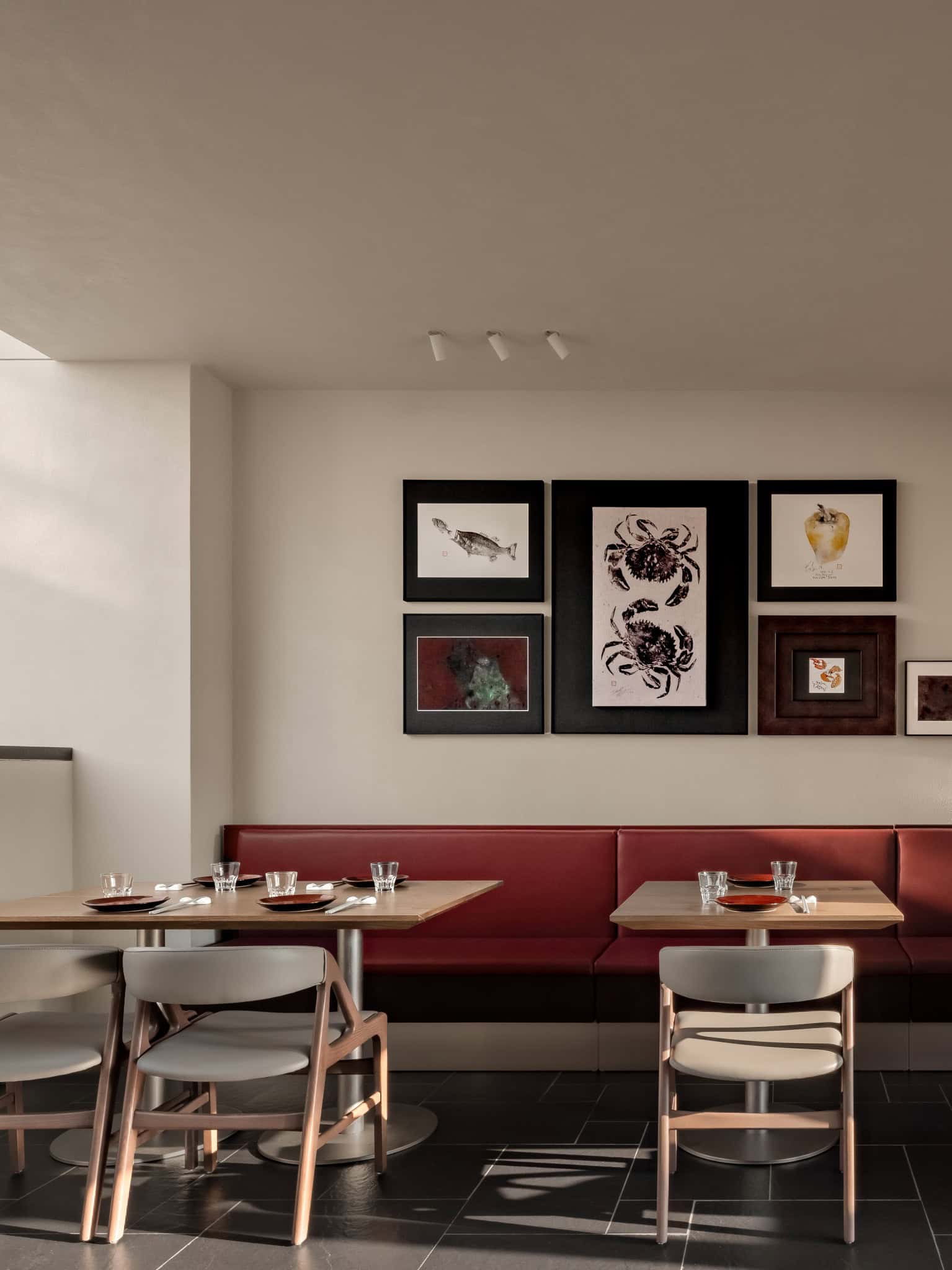 Yang’s Qing Lobster · Bai Jia Hu Store Dining Area Wall Art by IN.X Yang’s Qing Lobster · Bai Jia Hu Store by IN.X — dining area wall art, Nanjing, China