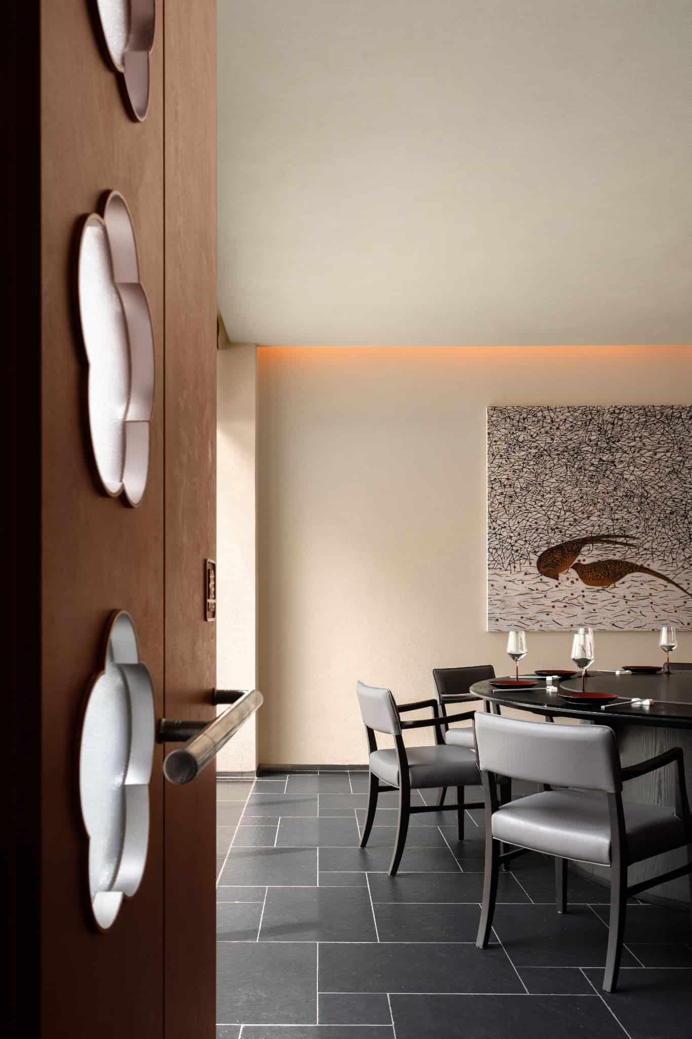 Yang’s Qing Lobster · Bai Jia Hu Store Private Dining Entry by IN.X Yang’s Qing Lobster · Bai Jia Hu Store by IN.X — private dining entry with artwork, Nanjing, China