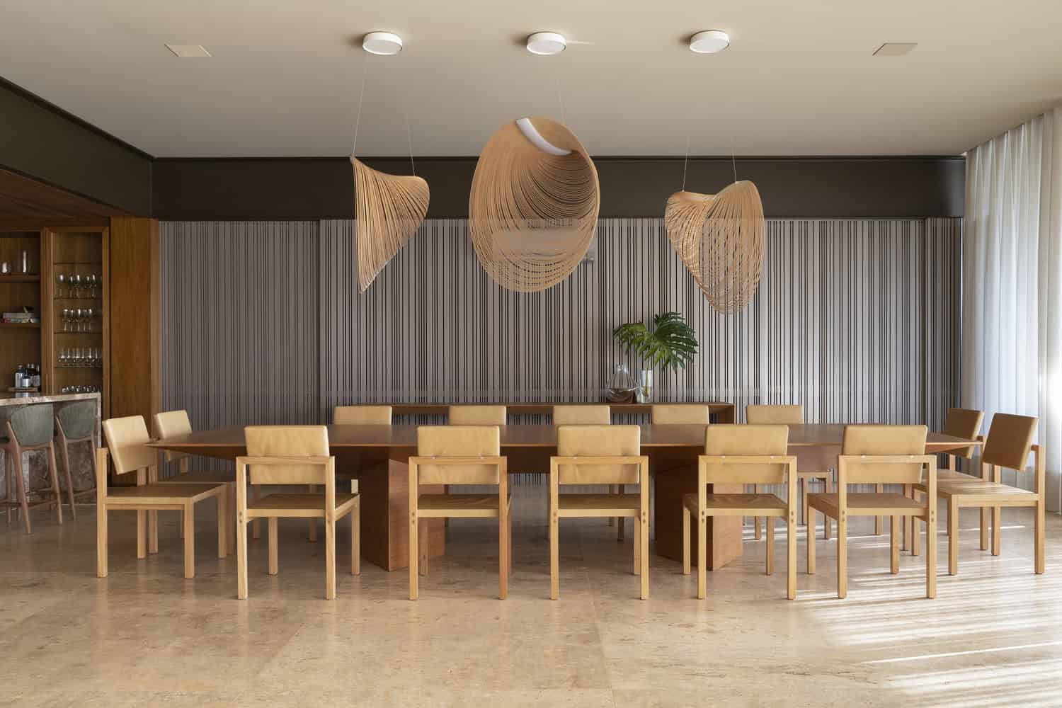 Wide view of the dining room at FE House by N2B Arquitetura