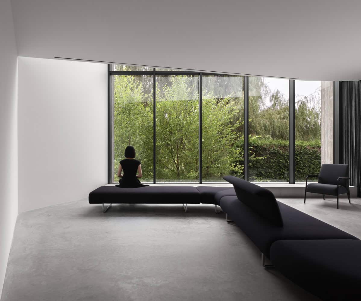 Re-folded House by McLeod Bovell Modern Houses, living room panorama seat, Vancouver