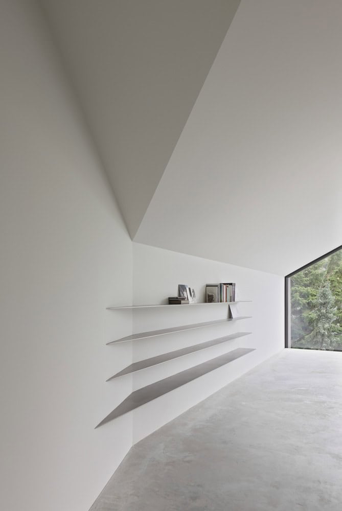 Re-folded House by McLeod Bovell Modern Houses, minimal shelves corner, Vancouver
